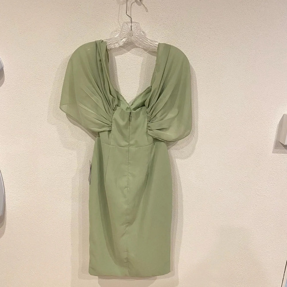 NWT Lavish Alice Eloise Pleated Bardot Midi Dress in Sage Green Size 6 - Picture 4 of 4